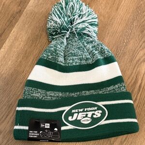 New Era Green and White Jets Pom Beanie